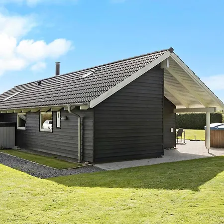 別荘 Stunning Home In Otterup With Sauna *